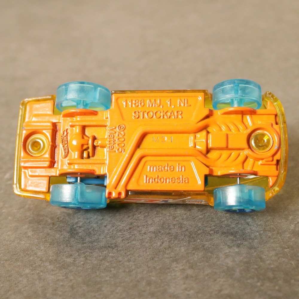 Hot Wheels/Matchbox Car Lot (3 Different Unique Cars 2001, 2005, 2008) - Picture 5 of 13